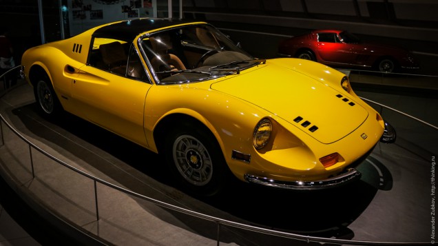 oae-ferrari-gallery