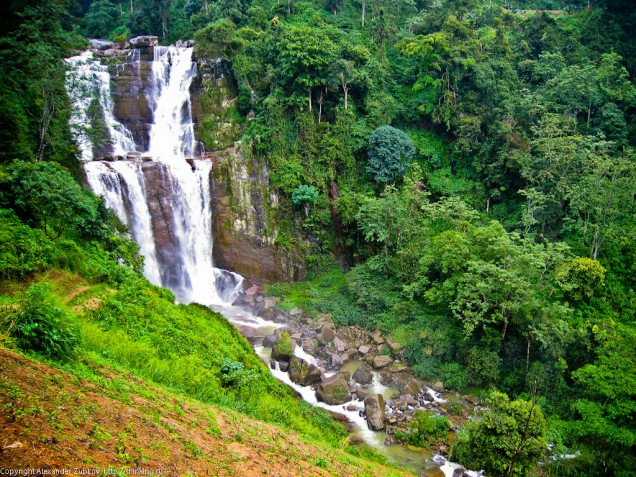 sri-lanka-water-fall